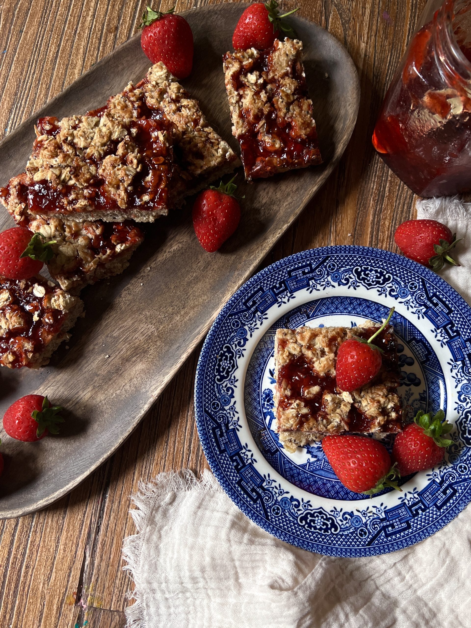 Jammy oat bars