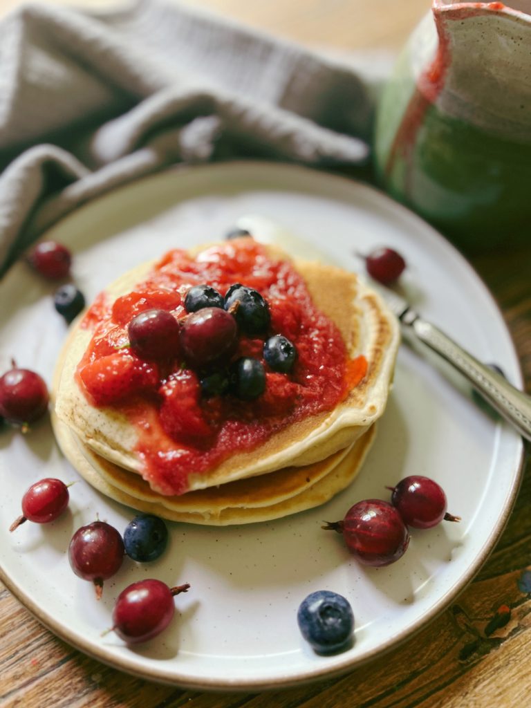 fluffy sourdough discard pancakes